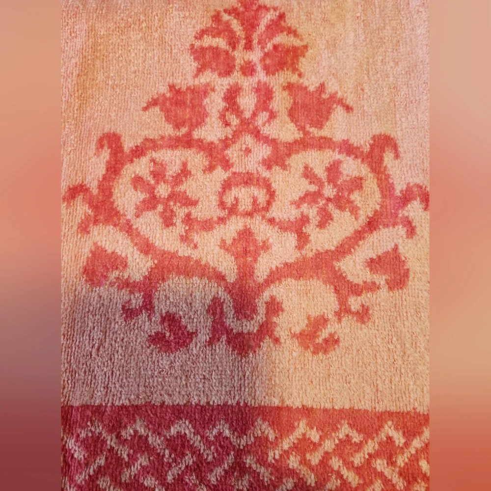 Vintage Pink Hand Towels Set Of 3 Bathroom  Kitchen Excellent Condition
